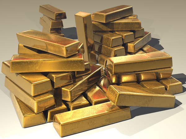 Gold Snaps Rally In Tandem With International Rout